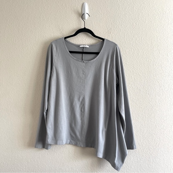 bryn Walker Tops - bryn WALKER Gray Long Sleeve Bamboo Blend Asymmetric Lagenlook Top Size Small